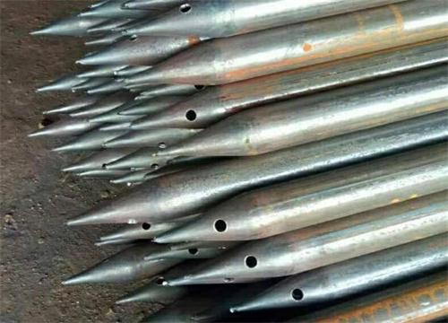 东湖隧道钢花管现货